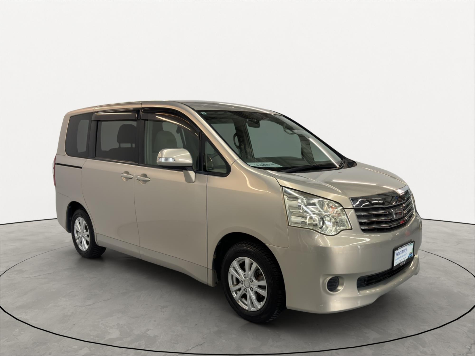 2012 Toyota Noah XL Selection Welcab | Davey Motor Group