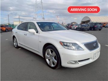 Lexus LS