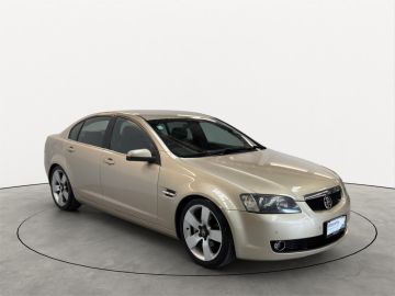 Holden Calais
